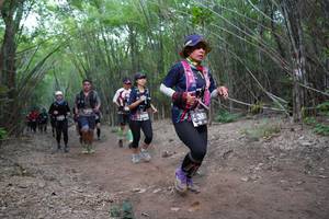 BIB: 43300
                            <button type="button" onclick="openModal(4117178)" class="btn btn-primary btn-sm float-right btn-popup" data-toggle="modal" data-target=".modal-high-quality">
                        <i class="fas fa-shopping-cart"></i> Add to Cart
                    </button>
                                            <button type="button" onclick="isThisMe(4117178, true)" class="btn btn-success btn-sm float-right btn-popup btn-isme hidden" data-toggle="tooltip" data-placement="bottom" title="นี่คือรูปของคุณใช่ไหม คลิกที่นี่เพื่อเอาเข้าอัลบั้ม">
                        <i class="fas fa-plus"></i> Add to album
                    </button>
                    <button type="button" onclick="isThisMe(4117178, false)" class="btn btn-warning btn-sm float-right btn-popup btn-isnotme hidden">
                        <i class="fas fa-ban"></i> Remove from album
                    </button>